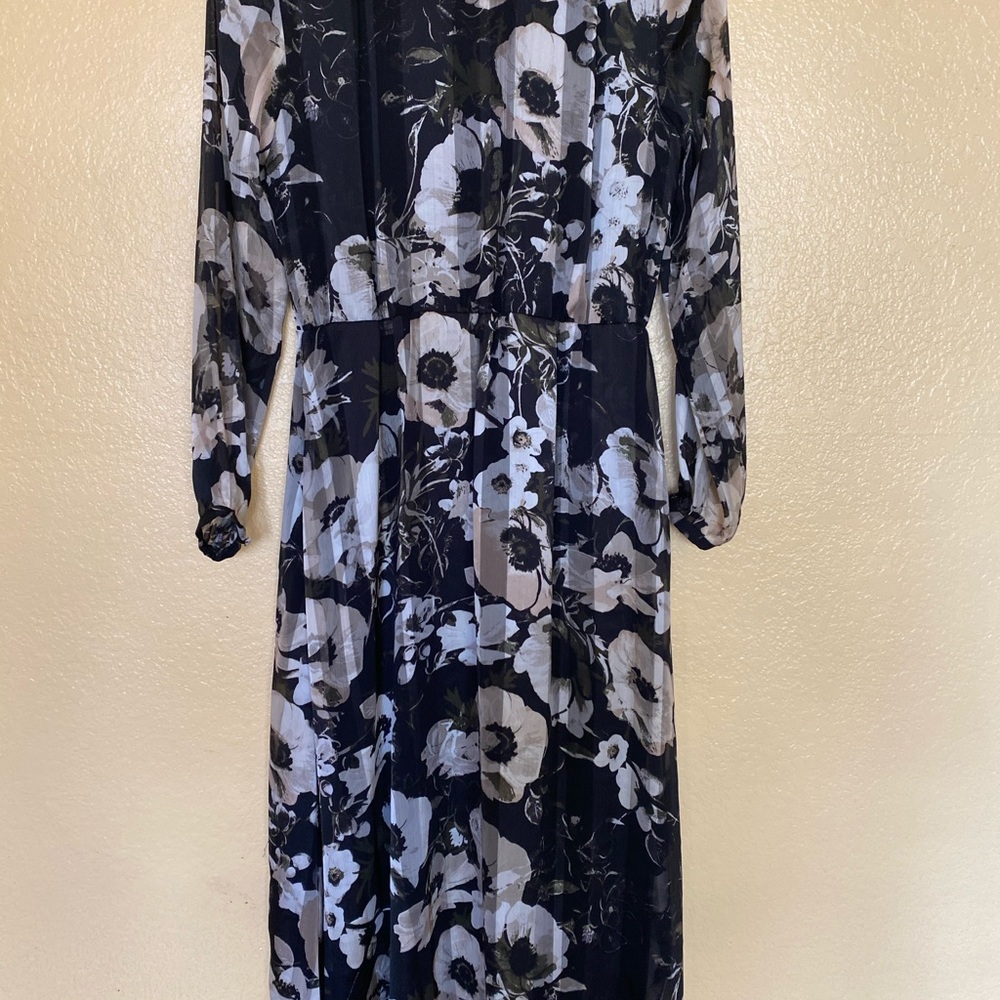 ❌SOLD❌ Banana Republic midi neck tie dress XS - Picture 7 of 8